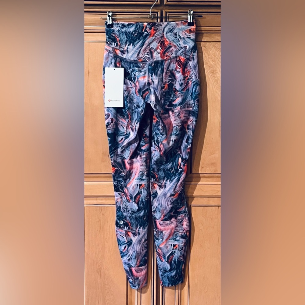 NWT Lululemon Base Pace HR 28" Brushed Legging - Picture 10 of 16